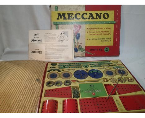 Meccano outfit number 4, boxed. UK P&amp;P Group 1 (£16+VAT for the first lot and £2+VAT for subsequent lots)