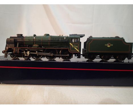 Bachmann OO gauge, 31-251, Jubilee, Phoenix, 45736, green, late crest, excellent condition, box with wear. UK P&amp;P Group 1