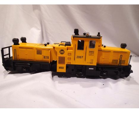 G scale L.G.B 20670, track cleaning loco, yellow, very good condition, missing lamp chrome rims, box with wear. UK P&amp;P Gr
