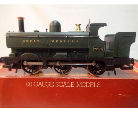 Hornby OO, R059, class 2721, Pannier tank, 2744, Great Western green, excellent condition, box is poor. UK P&amp;P Group 1 (£