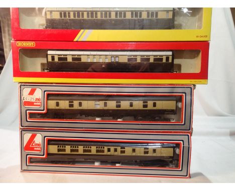 Four OO gauge GWR coaches, Lima and Hornby, mostly excellent condition, wear to boxes. UK P&amp;P Group 1 (£16+VAT for the fi