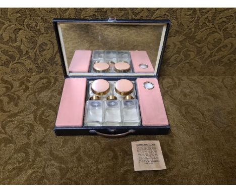 Vintage cased Sirram beauty box.