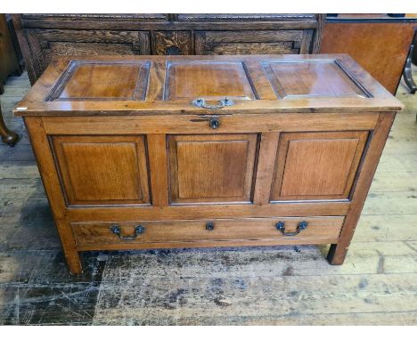 Edwardian mahogany fielded panel mule chest with candle compartments, with single lower drawer.  112cm wide x 46cm deep x 72c