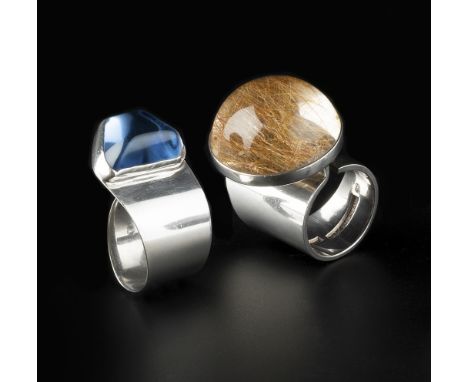 20th Century Rutilated quartz cabochon ring with tapered split hoop stamped 'Made In Finland', with Finnish silver marks for 