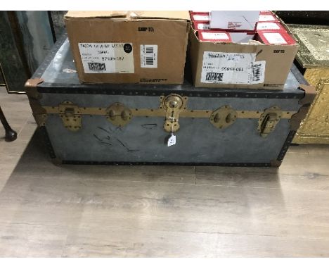 TRUNK DAMAGED