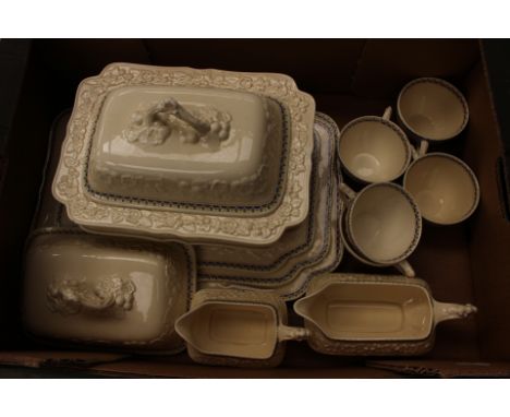 A Crown Ducal Gainsborough dinner and teaset, comprising of three graduated meat plates, two tureens, six dinner plates, six 