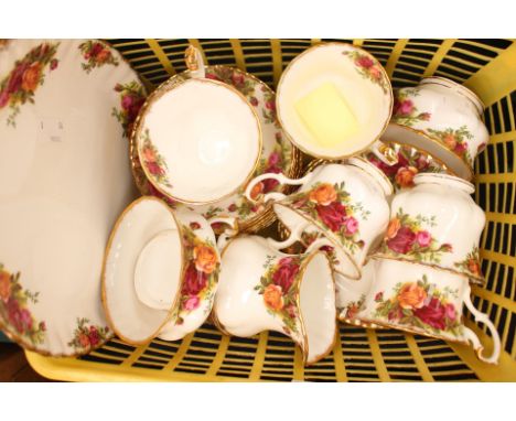 Royal Albert Country Roses 19 pieces of tea service
