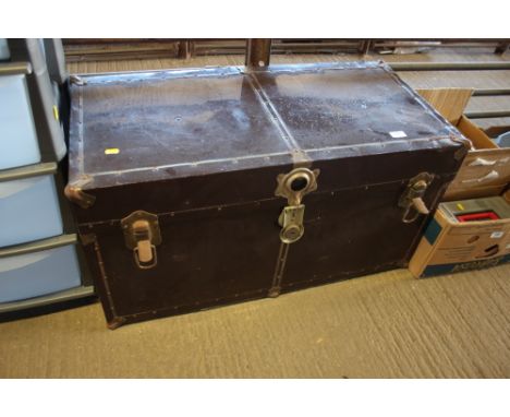 A storage trunk 