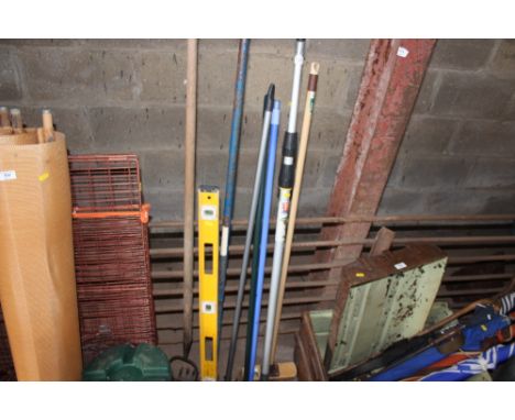 A quantity of gardening tools 