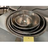 Lot de (8) bols à mélanger