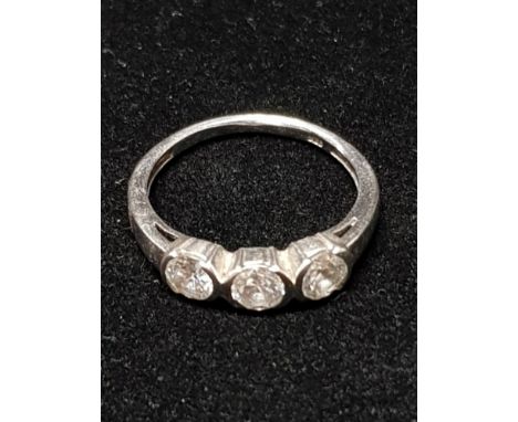 SILVER AND 3 STONE CZ RING SIZE S GROSS WEIGHT 3.1G