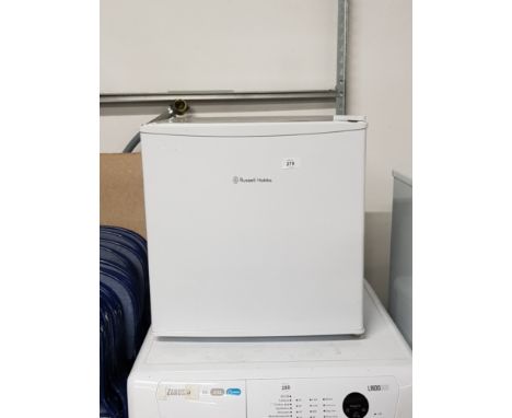 RUSSEL HOBBS BENCH TOP FREEZER