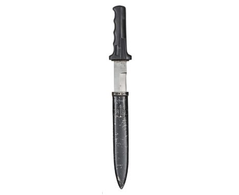 An Italian Fascist San Marco Naval dagger, blade 8¼” etched with “R Marina”, the black bakelite hilt having stylised fasces, 