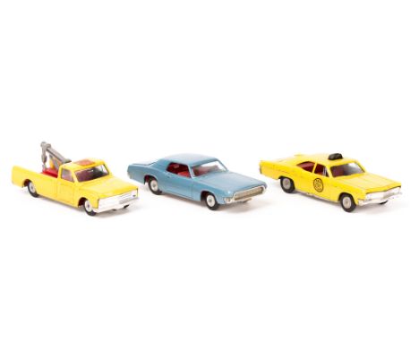 6 Sabra Gamda Koor vehicles. A Chevrolet Taxi (8116) in yellow, Chevrolet Police Car (8115) in dark blue, Ford Thunderbird (8