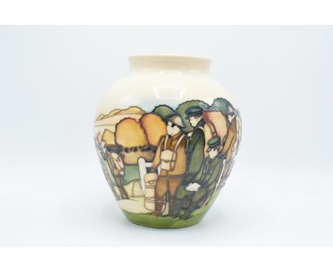 In good condition with no obvious damage or restoration. first quality, 21cm tall.