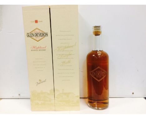 GLEN DEVERON BACCARAT AGED 15 YEARS
Active. Banff, Aberdeenshire. 
Bottle no. 252. 70cl, 40% volume, presented in a Baccarat 