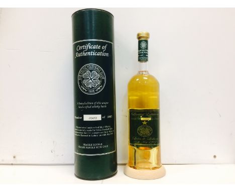 CELTIC FC - LISBON LIONS COMMEMORATIVE WHISKY
Highland Malt Scotch Whisky
Bottled to commemorate Celtic winning the 1969 Euro