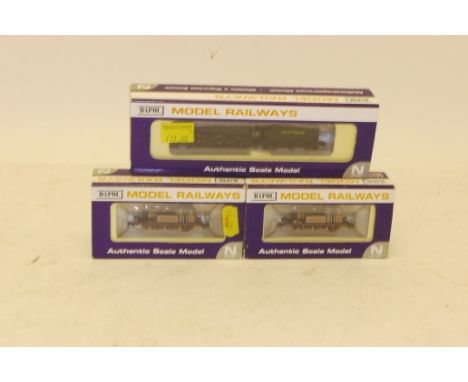 Boxed N Gauge Southern Steam Locomotives by Dapol, comprising Q1 class 0-6-0 no C21 in SR 'Sunshine' black livery, and 0-6-0T
