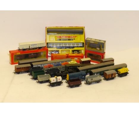 Tri-ang-Hornby OO Gauge Trains, including boxed 'Britannia' 4-6-2 and tender, BR blue diesel shunter and black 'Jinty' (incom