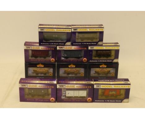 Dapol and Bachmann OO Gauge 4-wheeled Freight Stock, One dozen assorted wagons including Cerebos Presflo, United Molasses, AC