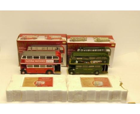 Sunstar 1:24 Scale Boxed Limited Edition Double Decker Buses, 1955 London Transport RT Series RT36-FXT 211 bus with certifica