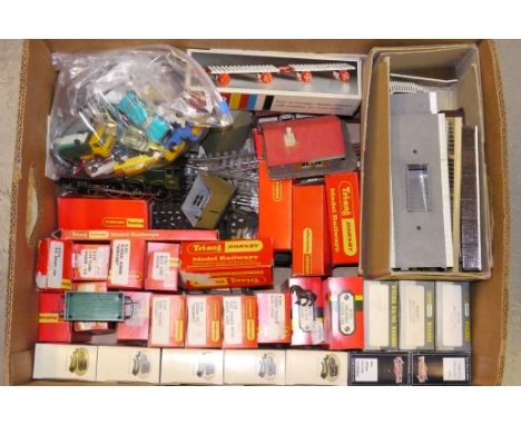 Hornby (Margate) and Other Trains and Accessories, including unboxed 'Albert Hall' 4-6-0 locomotive (G but lacks tender), 2 b