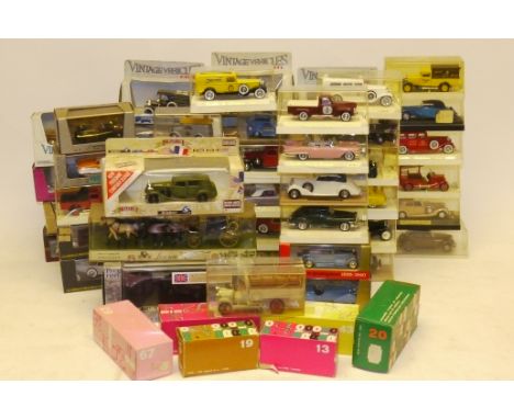 Continental and American Models, A boxed/cased collection of 1:43 scale vintage private and commercial vehicles including exa