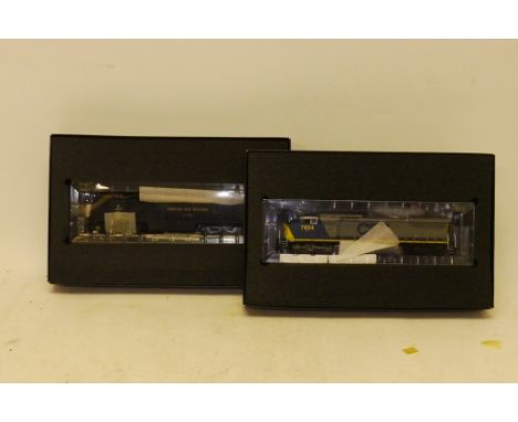Bachmann Spectrum HO Gauge US Outline Diesel  Locomotives, 86011 CSX grey, blue and yellow GE Dash 8-40cw No 7654 and 82403 N