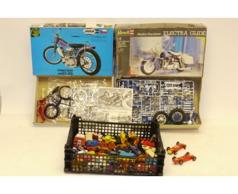 Models Kits and Playworn Diecast Vehicles, A duo of models kits comprising a boxed (good) 1:9 scale Jawa 500 DT-890 Speedway 