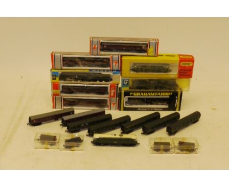 British N Gauge Locomotives and Stock, comprising GraFar GWR 'Winchester Castle', LMS 'Black 5' 5041, Bulleid Pacific 'Spitfi