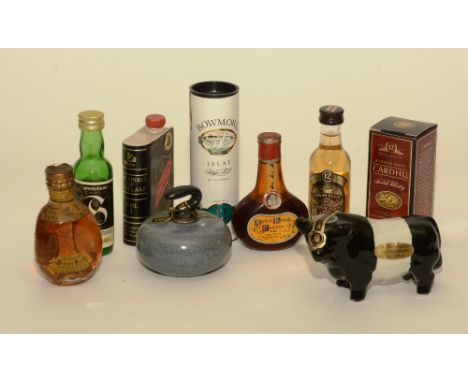 A large quantity of Whisky miniatures, to include 1990's Macallan 10 Years Old and bottles of 1970's Dimple CONDITION REPORT: