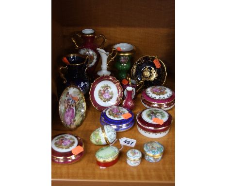 THREE HALCYON DAYS ENAMEL BOXES/EGG, a Moorcroft enamel box and various Limoges trinkets (17)