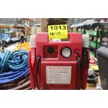 JUMP-N-CARRY MODEL 400 BATTERY JUMP STARTER