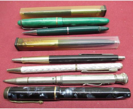 Conway Stewart no. 286 fountain pen in the blue grey marble colourway topped with 14ct gold nib, together with an Osmiroid 65
