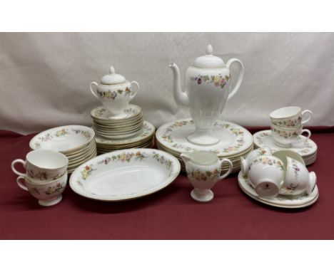 Wedgwood Mirabelle eight place tea set / dinner service, comprising tea cups, dinner plates, bowls etc (51 piece) 