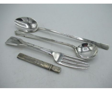 Selection of small hallmarked silver item including long rat tail spoon with art deco style engraved handle, small ladle and 