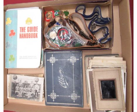 Collection of early C20th postcards and photographs including R P Goole Athletic 1919 - 1920 League Cup Winners, church schoo