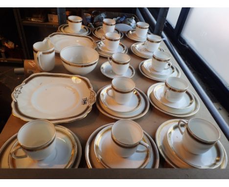 Collection of Allertons Old English bone china Gotha tea service 