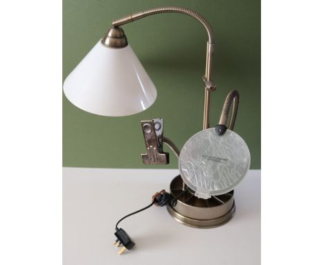 Daylight hobby lamp with magnifier and clamping tool