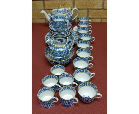 An early 19th Century Anstice, Horton & Rose Coalport blue and white part Tea and Coffee Service with  Hundred Antiques  patt