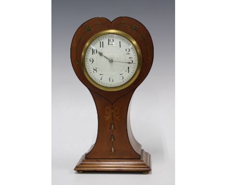 Edwardian heart shaped wooden mantle clock with abalone marquetry, 25cm 
