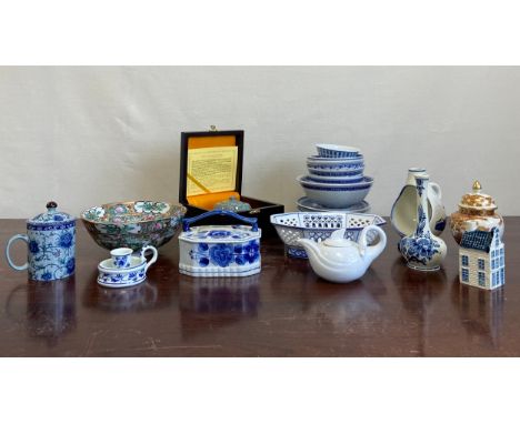 A mixed collection of Oriental and other ceramics to include a 20th century Chinese Famille Rose bowl, a contemporary Longqua