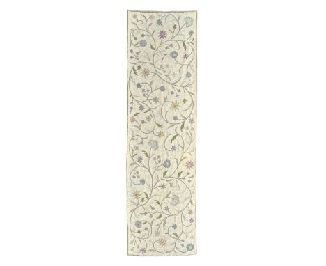 Kashmiri hand-stitched wool chain runner, featuring a cream ground decorated with meandering vines and an array of pastel flo