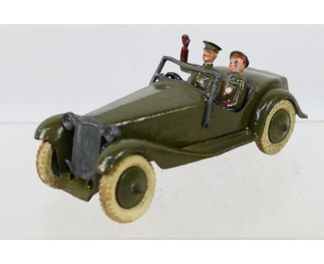 Britains - A vintage unboxed Army Staff Car #1448. Item appears to be in mostly good condition for it age with some signs of 