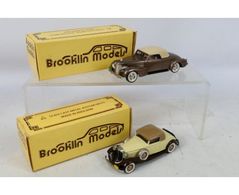 Brooklin Models - 2 boxed diecast vehicles to include Brk 6 1932 Pacard Light 8 Coupe and Brk 14 1940 Cadillac V16 Convertibl