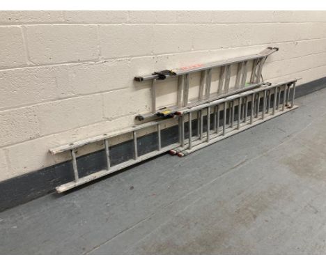 An aluminium extension ladder together with one further aluminium ladder (2)