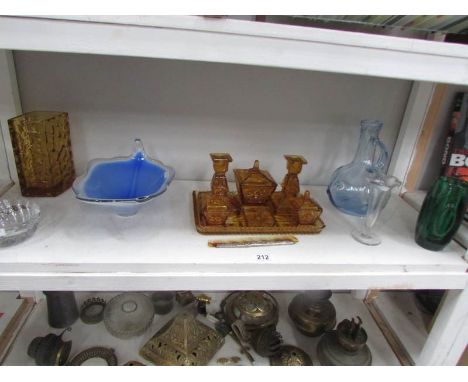 A quantity of art glass including signed and an amber glass trinket set