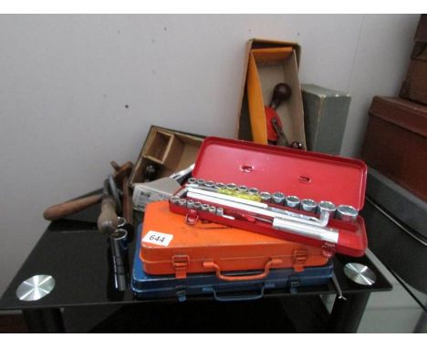 A mixed lot of tools