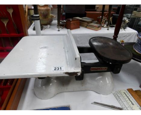 A set of Avery scales