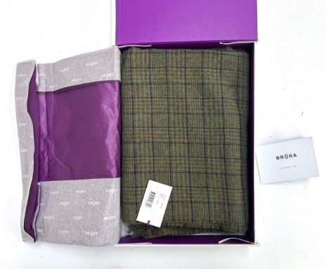 A Brora cashmere check scarf in Moss, new in box, 180x160cm